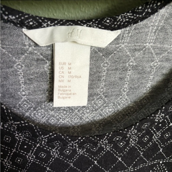 H&M Tank - Picture 3 of 4